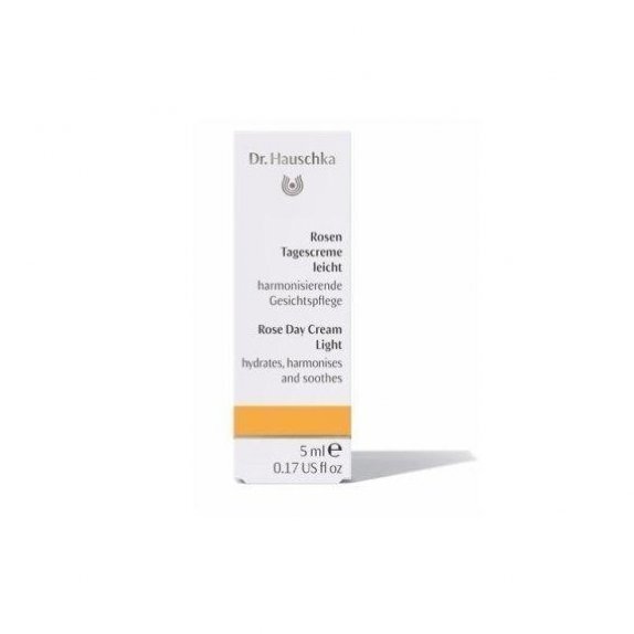 Lekki krem z płatków róży na dzień 5 ml Dr Hauschka cena 18,05zł